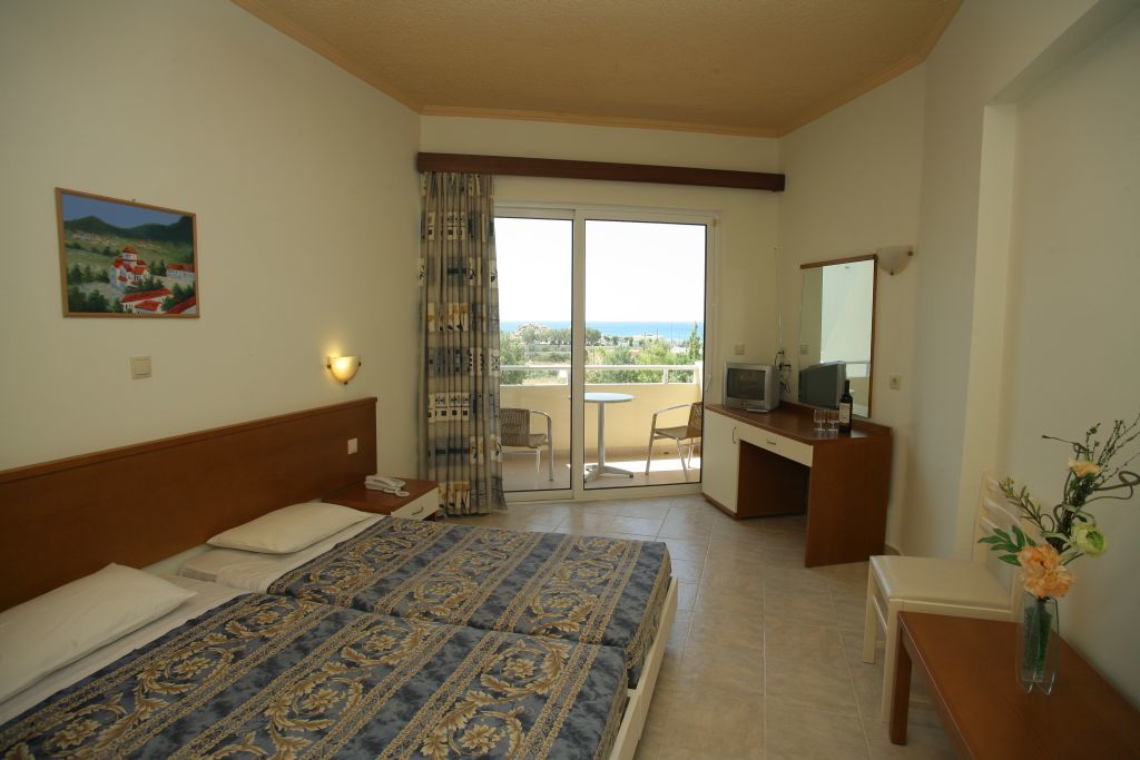 Relax Hotel Kolymbia Exteriör bild