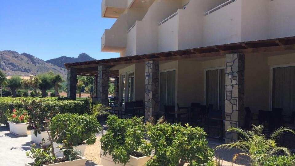 Relax Hotel Kolymbia Exteriör bild
